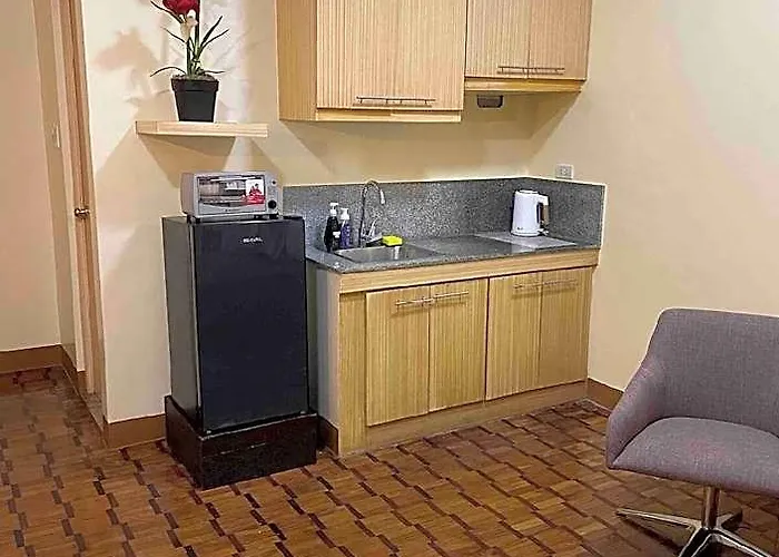 Serene 1 Bedroom Across Greenbelt 5 4* Manila