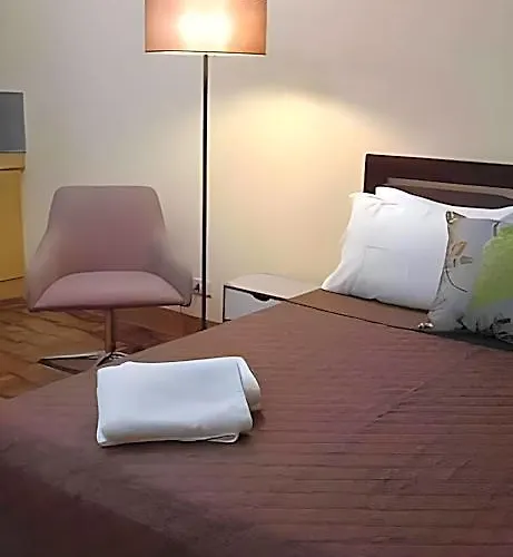 Serene 1 Bedroom Across Greenbelt 5 Manila