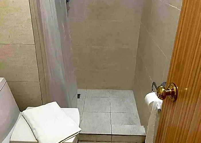 Hotel Serene 1 Bedroom Across Greenbelt 5 Manila